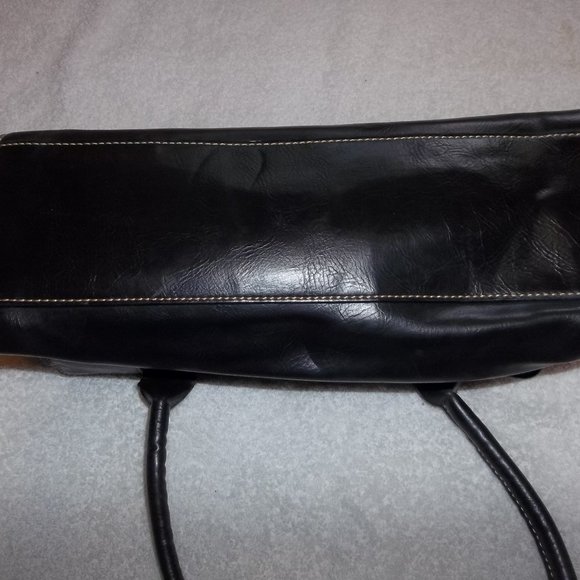 Tommy Hilfiger black bag - Picture 2 of 4